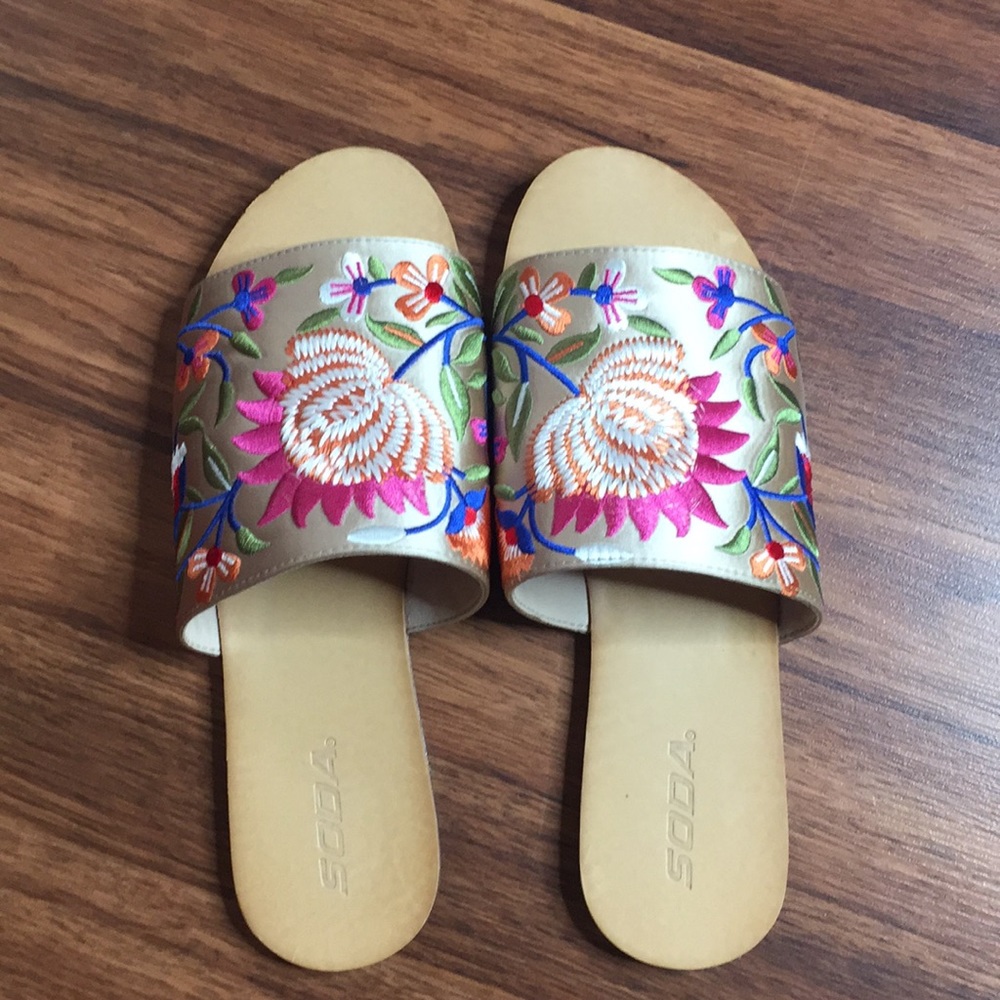 Floral Slippers